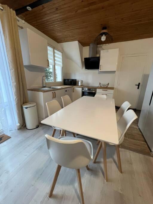 Appartement Style Chalet Standing 2 A 6 Personnes La Bourboule Luaran gambar